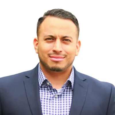 Eric Orantes, CDC Small Business Finance loan expert in Los Angeles, CA.